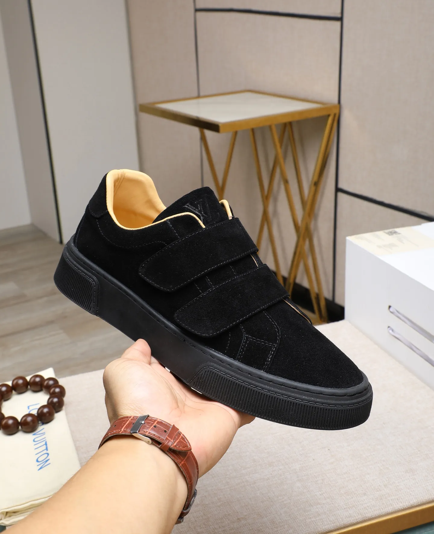 Men's shoes 💰460 [LV～] Men's casual shoes 2025z cabinet sales simultaneously 🔶Size: 38-44 #️⃣ 🔷3 colors🔜The upper is made of multi-material splicing➕cow leather lining, comfortable and breathable, sole: original comfortable and wear-resistant outsole, ⚠️real thing📱photographed🎬real thing is better📢📢📢
